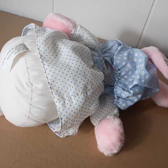Vintage 80s Plush Easter Bunny Mom and Babies Pink Blue Polka Dot Hat Apron Set - Picture 2 of 4